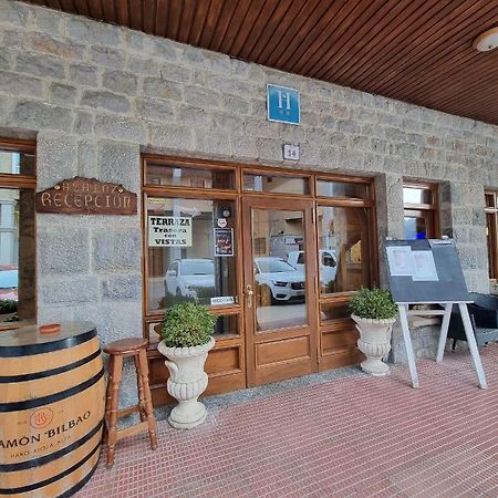 Hostal Sainz Riaño Esterno foto